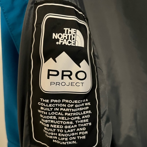 The North Face Pro Project Blue and grey jacket - Picture 3 of 3
